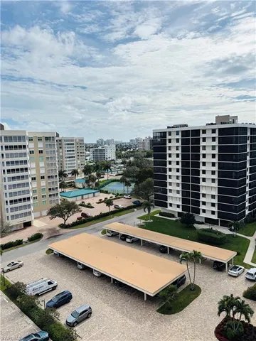 $6,200 | 15 Bluebill Avenue, Unit 1006, Naples, FL 34108