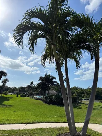 $6,200 | 15 Bluebill Avenue, Unit 1006, Naples, FL 34108