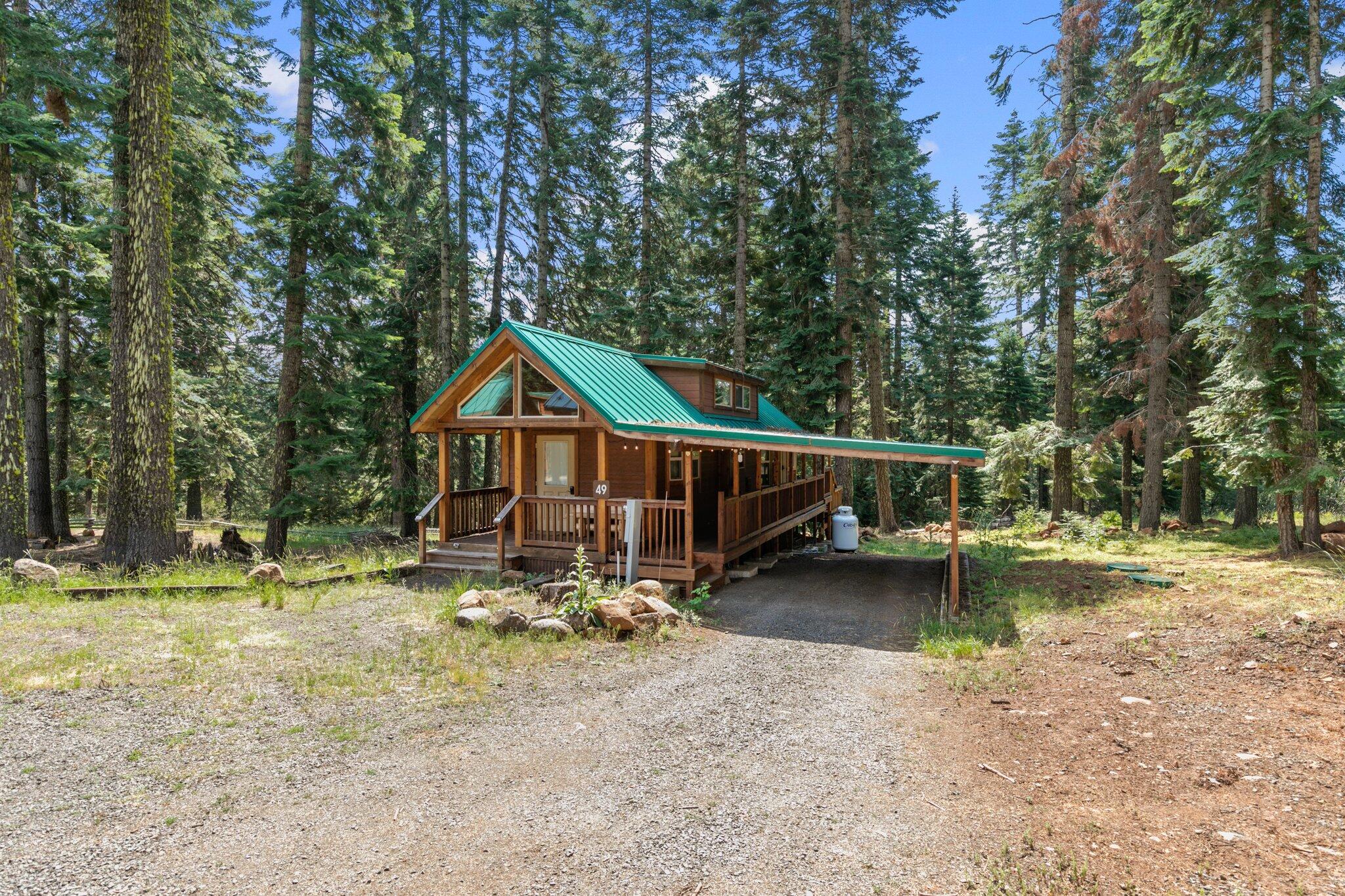 7979 Hyatt Prairie Road, Unit 49 Ashland, OR 97520 - Photo 4 of 30 Cabin 49 04