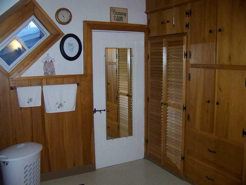 7 Winter Street Anson, ME 04958 - Photo 15 of 35 Bathroom.