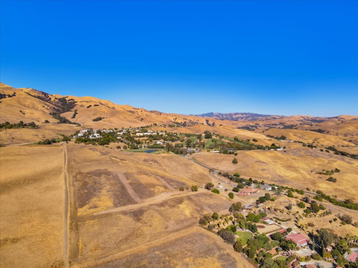 1333 Terra Vista Milpitas, CA 95035 - Photo 12 of 14 a view of an ocean