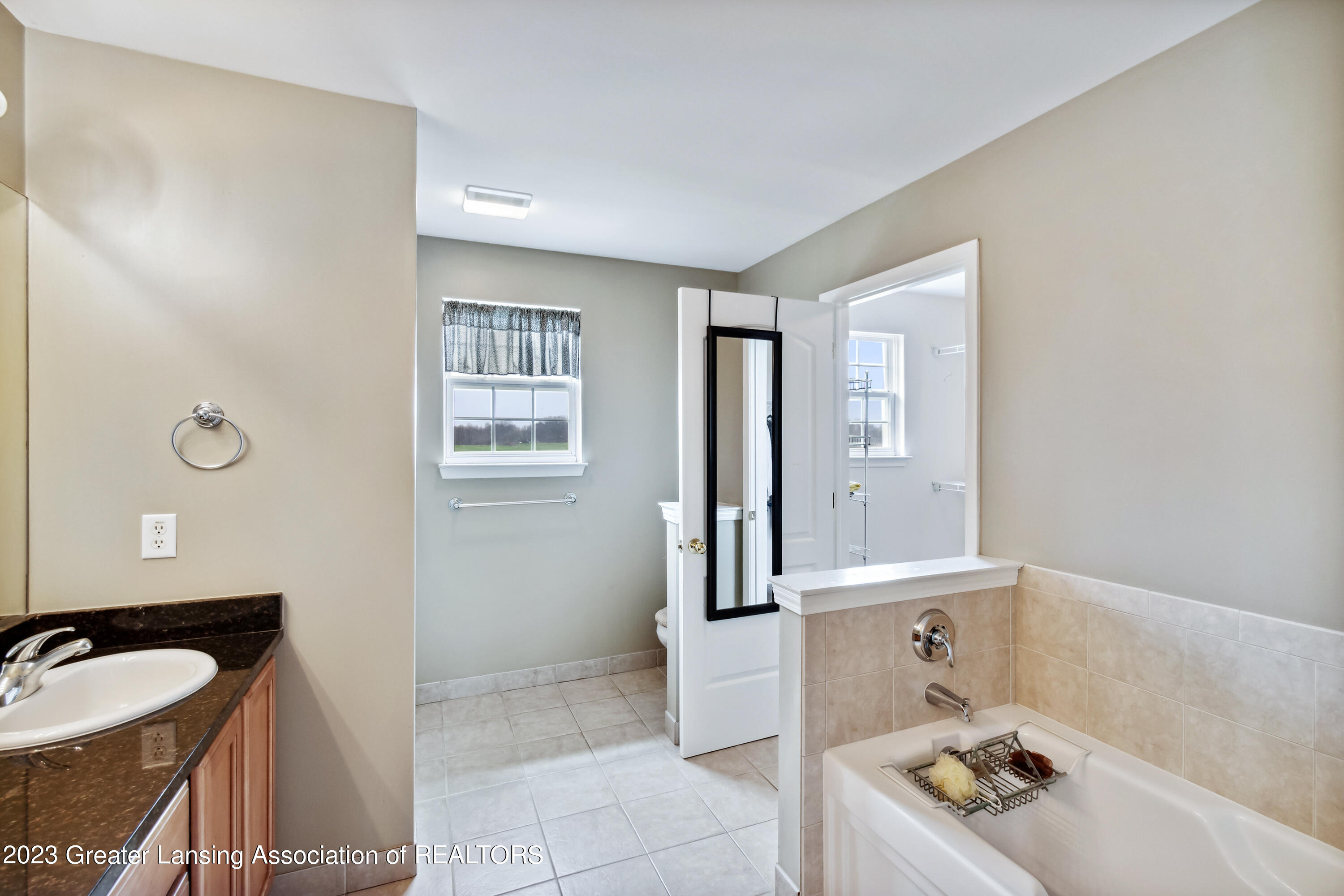 6565 Sharpe Road Fowlerville, MI 48836 - Photo 40 of 48 43-6565-Sharpe-Rd-WindowStill-Real-Estat