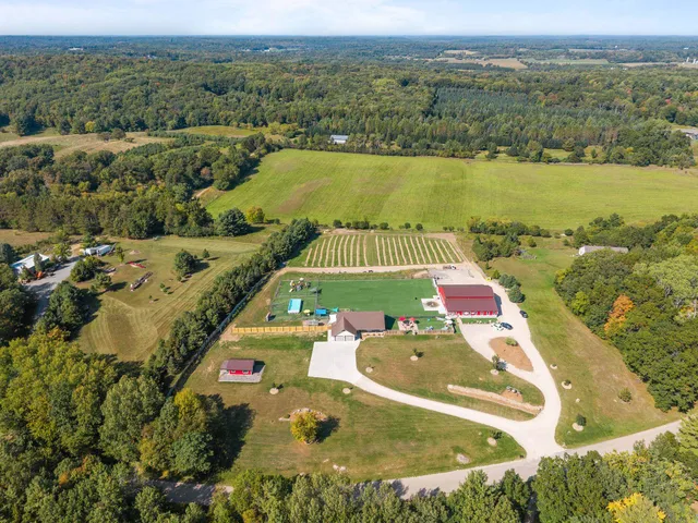 $1,500,000 | E1256 Johnson Road, Iola, WI 54945
