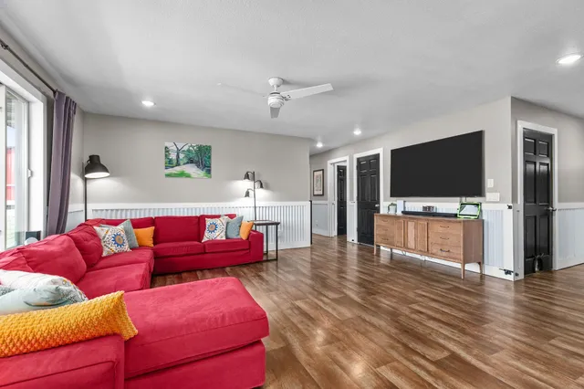 $1,500,000 | E1256 Johnson Road, Iola, WI 54945