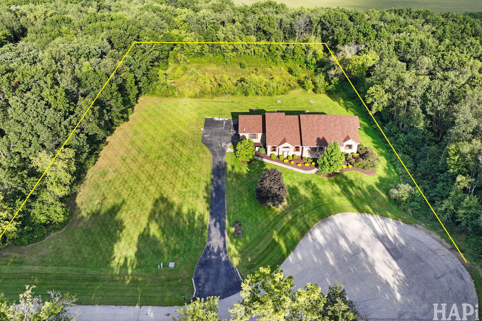 9014 Glacier Ridge Richmond, IL 60071 - Photo 2 of 48 an aerial view of a yard