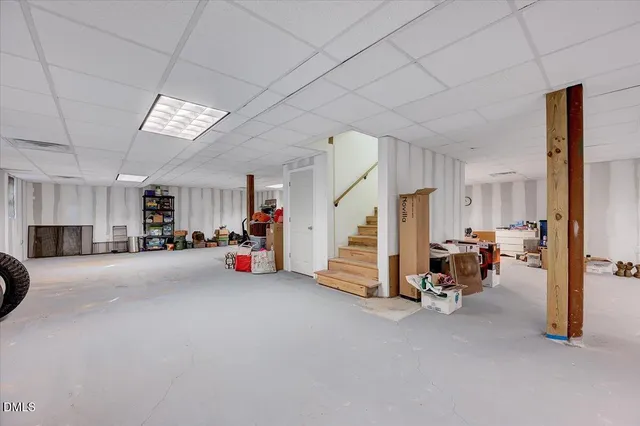 a view of entryway with a front door