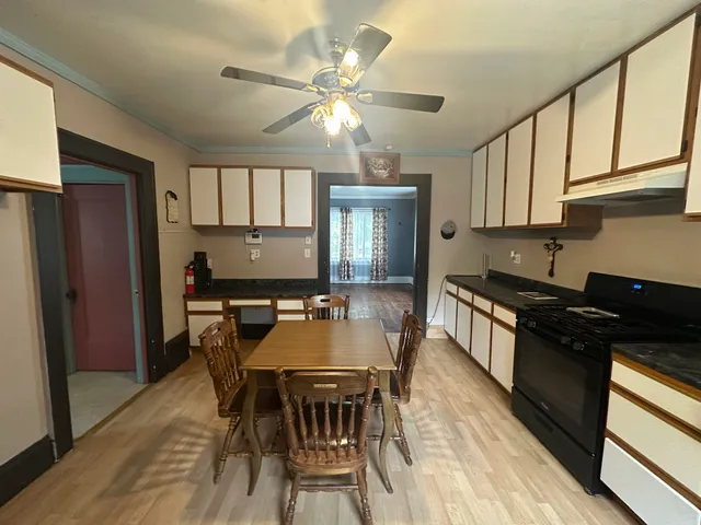 $179,900 | 1308 Prairie Avenue, Beloit, WI 53511