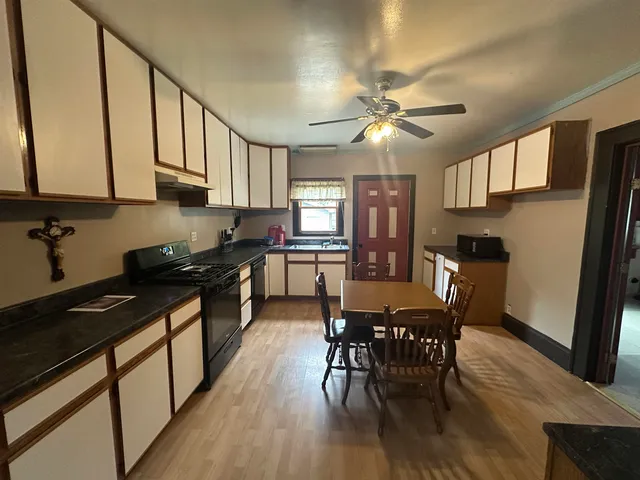 $179,900 | 1308 Prairie Avenue, Beloit, WI 53511