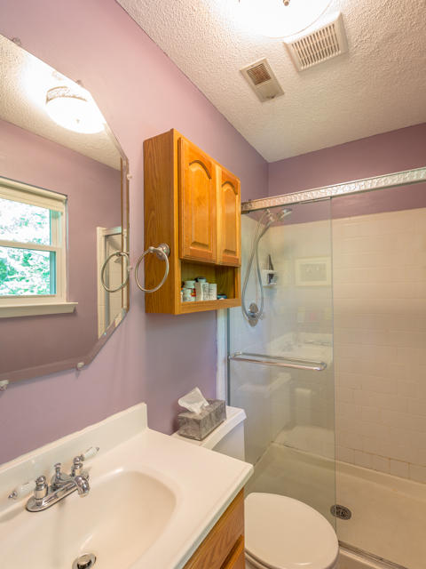 1939 Rock Bluff Road Hixson, TN 37343 - Photo 20 of 37 Master Bath