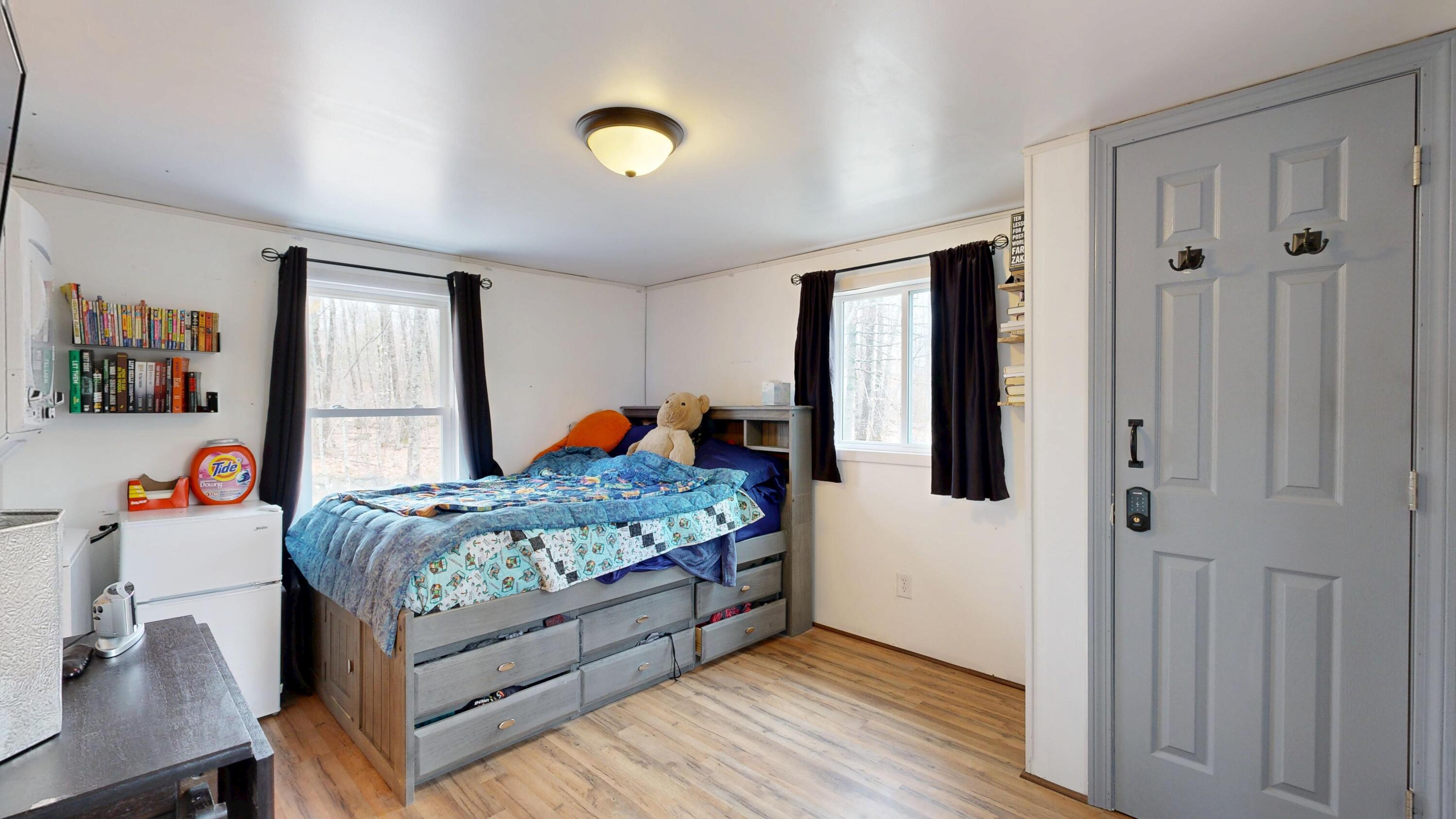 501 Sodom Road Norway, ME 04268 - Photo 33 of 64 Bedroom 2 with bathroom