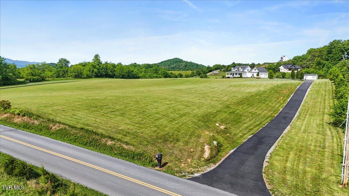 563 Mayberry Road Jonesborough, TN 37659 - Photo 89 of 95 87-DJI_20260505103335_0793_D