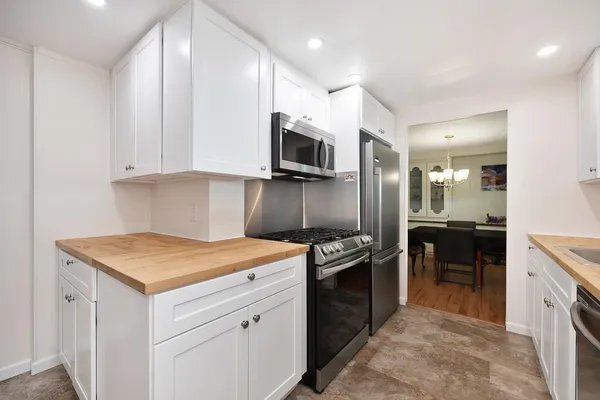 $165,000 | 10084 Grinding Rock Drive, Unit 207, Grass Valley, CA 95949