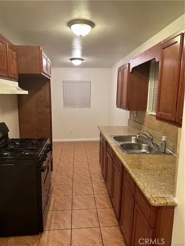 $2,600 | 1667 East 111th Street, Los Angeles, CA 90059