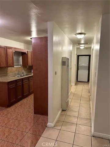 $2,600 | 1667 East 111th Street, Los Angeles, CA 90059