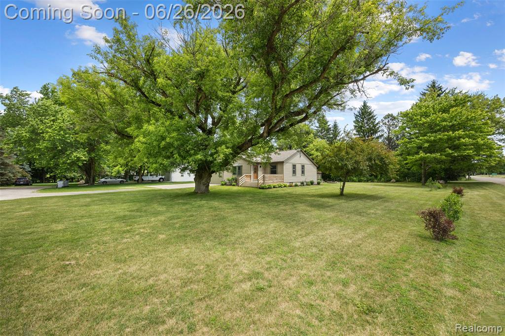 11997 Ruth Street South Lyon, MI 48178 - Photo 31 of 42