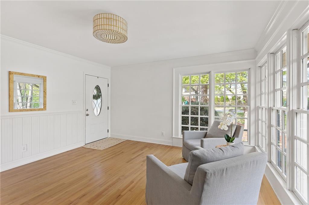 3371 King Springs Road Southeast Smyrna, GA 30080 - Photo 6 of 48 a living room with furniture and a window