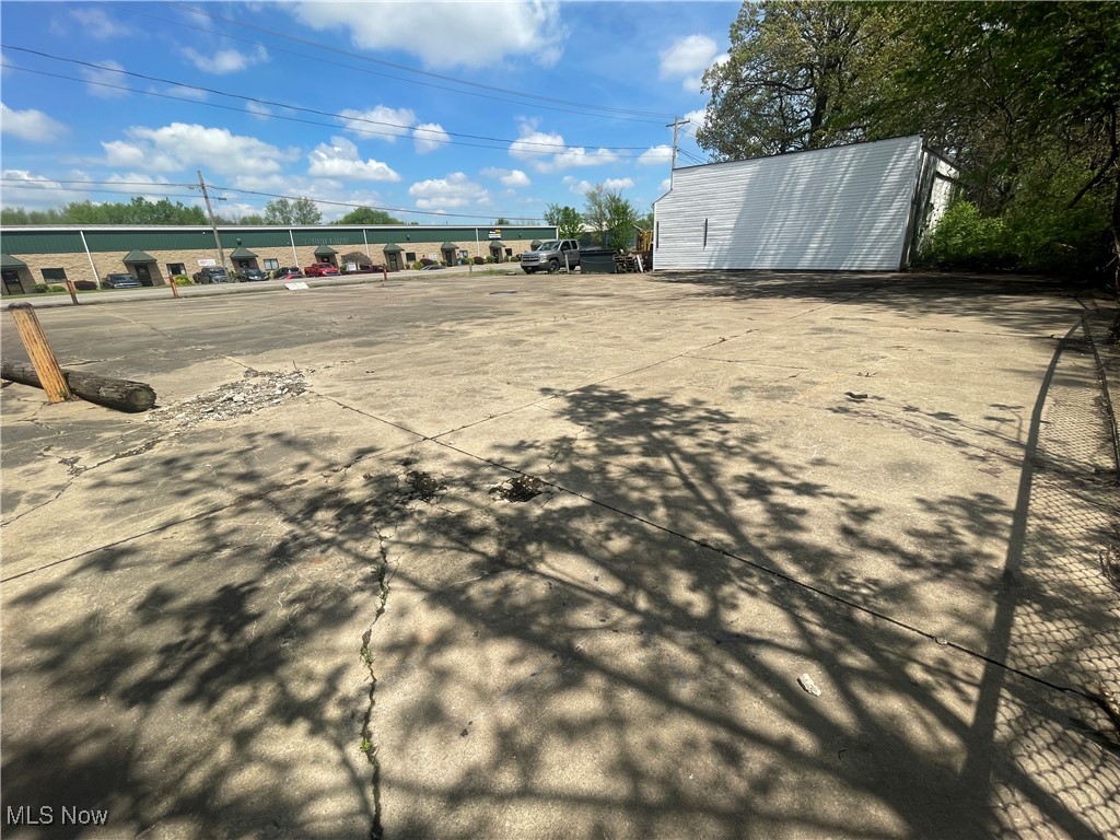 Navarre Road Southwest Canton, OH 44706 - Photo 5 of 10