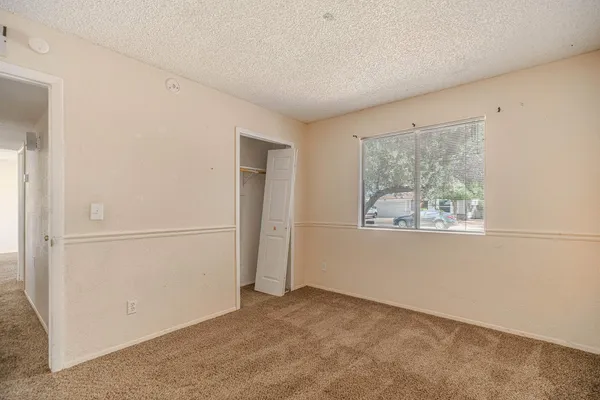 $1,500 | 14626 North 38th Street, Phoenix, AZ 85032