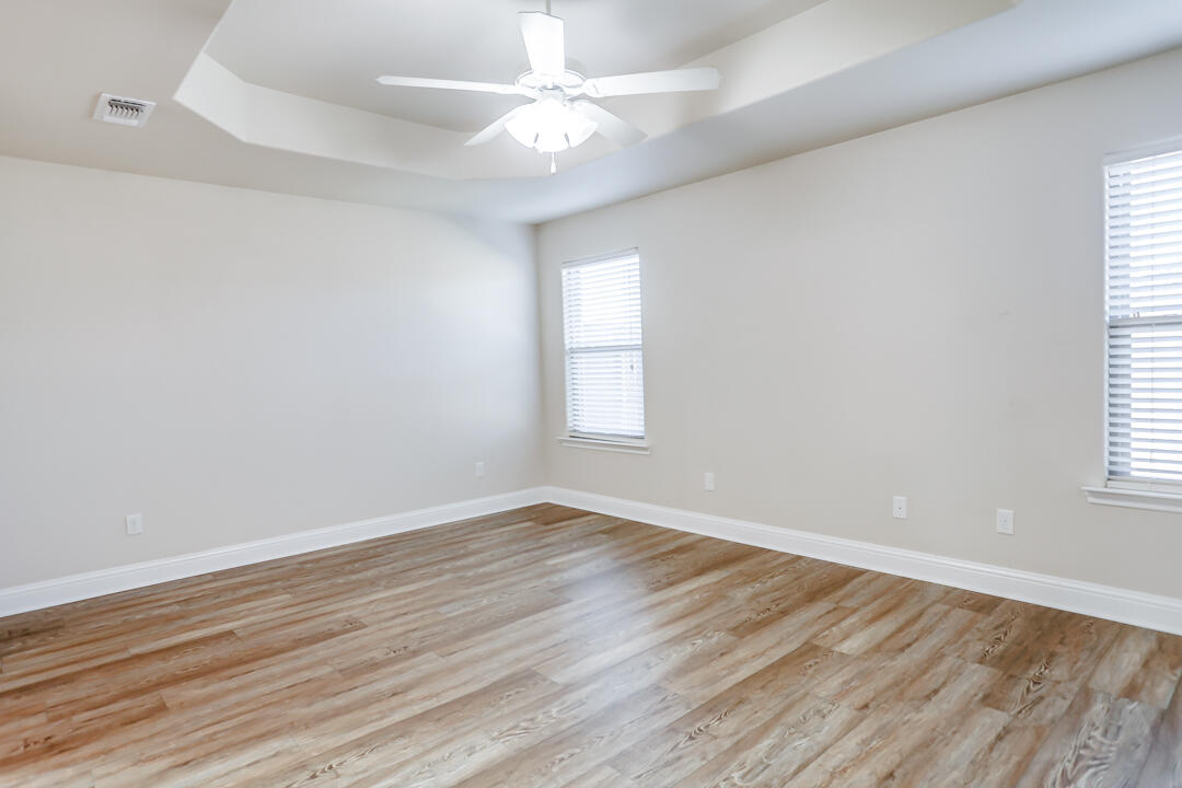 5610 113th Street Lubbock, TX 79424 - Photo 12 of 20 5610-111