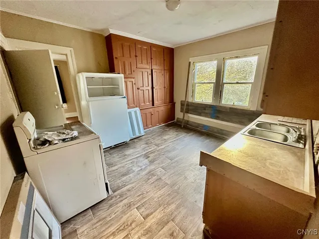 $149,900 | 123 West Pleasant Avenue, Syracuse, NY 13205