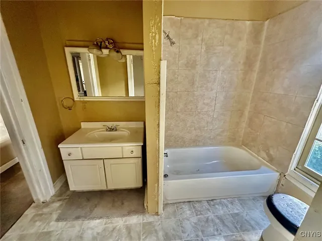 $149,900 | 123 West Pleasant Avenue, Syracuse, NY 13205