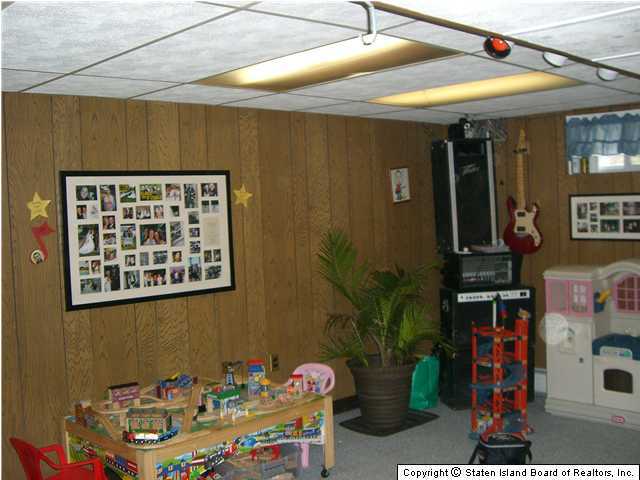 409 Beach Road Staten Island, NY 10312 - Photo 18 of 20 Additional Photo