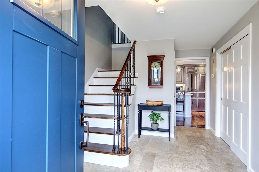 96 Windsong Road Cumberland, RI 02864 - Photo 4 of 50 Entrance from the front door