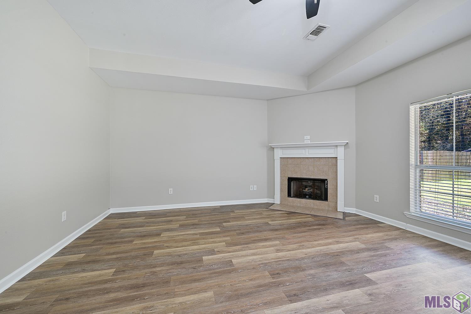 13304 Arnold Road Walker, LA 70785 - Photo 4 of 13 Gallery Image 4