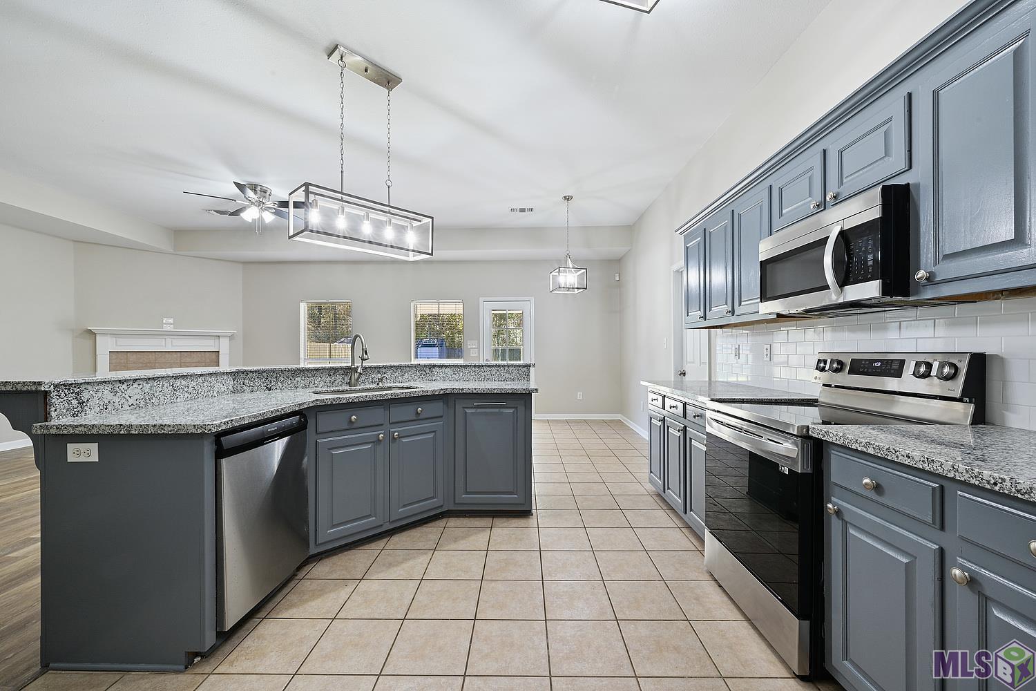 13304 Arnold Road Walker, LA 70785 - Photo 6 of 13 Gallery Image 6