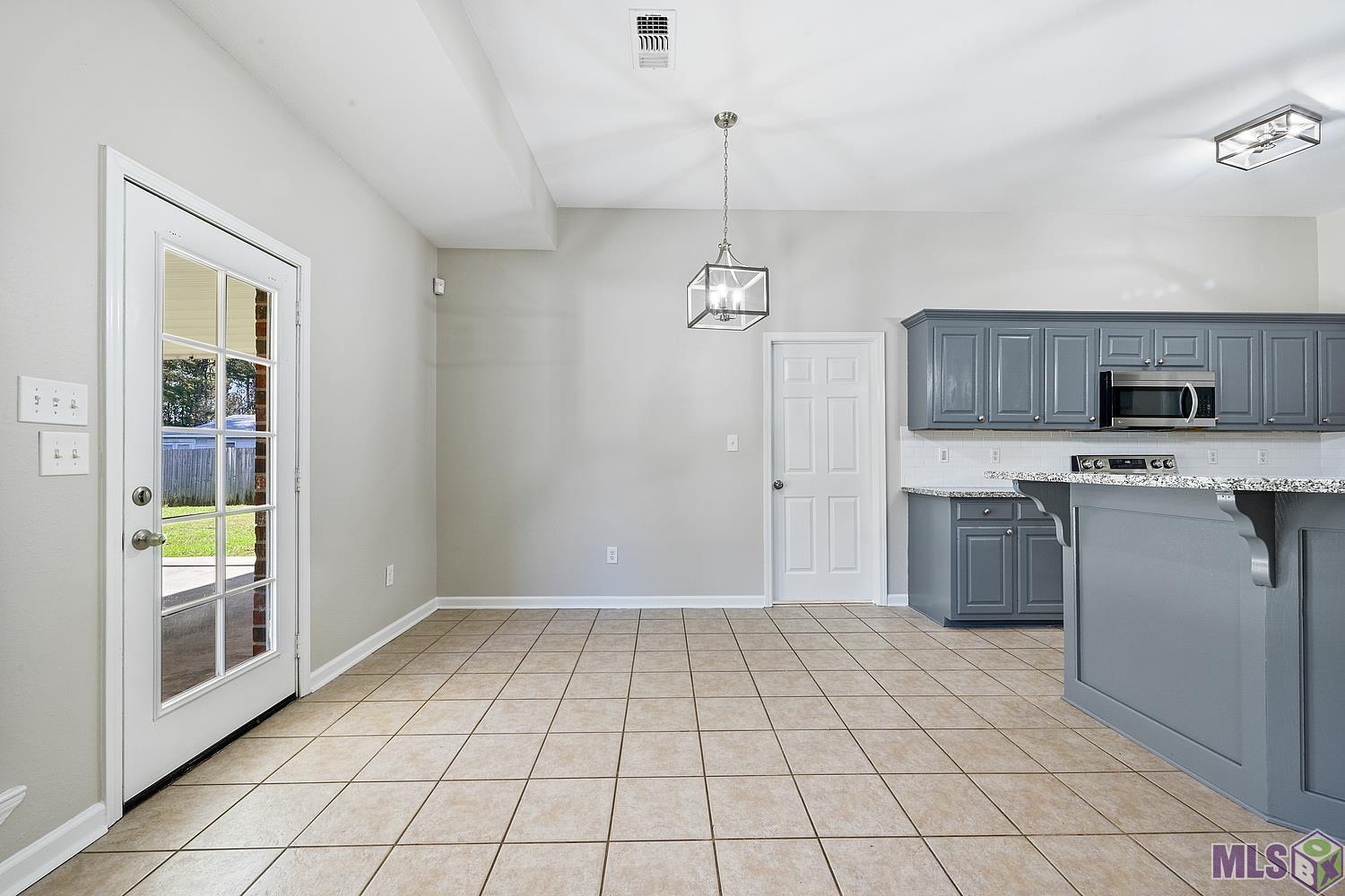 13304 Arnold Road Walker, LA 70785 - Photo 8 of 13 Gallery Image 8