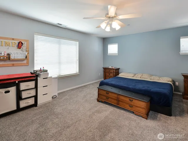 $618,500 | 3073 Hoffman Hill Boulevard, DuPont, WA 98327