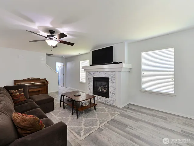 $618,500 | 3073 Hoffman Hill Boulevard, DuPont, WA 98327