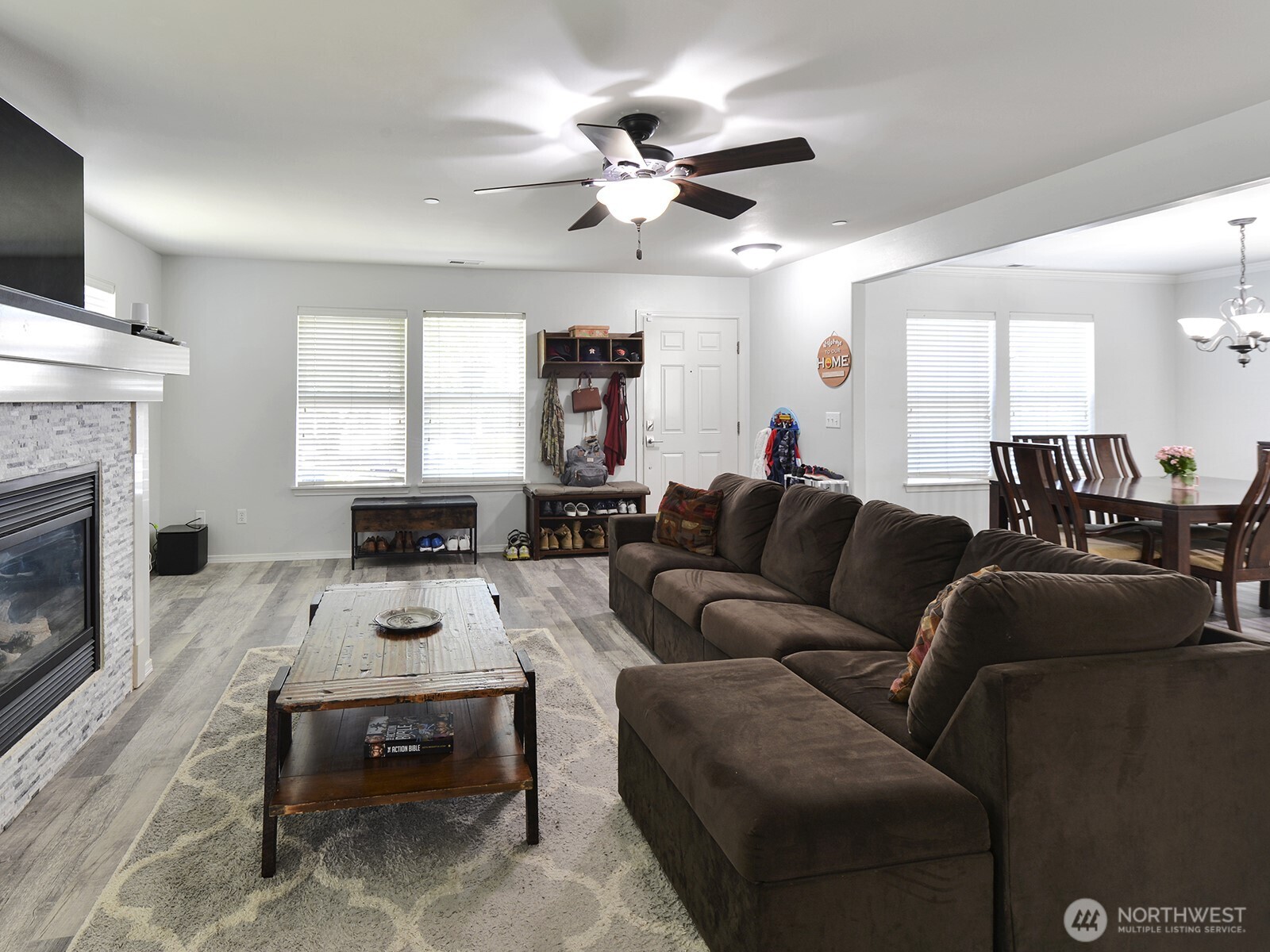 3073 Hoffman Hill Boulevard DuPont, WA 98327 - Photo 4 of 26