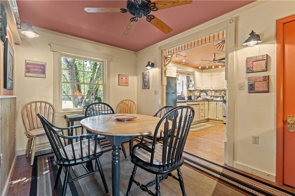 2172 Mercer Road New Brighton, PA 15066 - Photo 18 of 35 a dining room with furniture and window