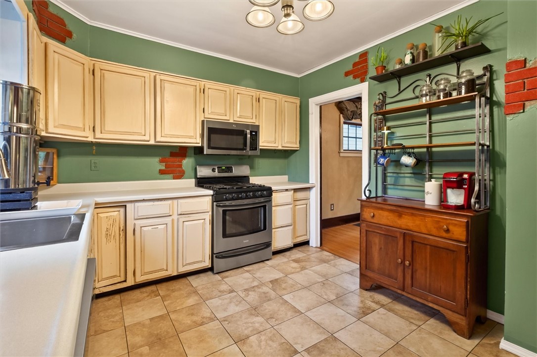 3578 Culver Road Irondequoit, NY 14622 - Photo 33 of 45 Gallery Image 33