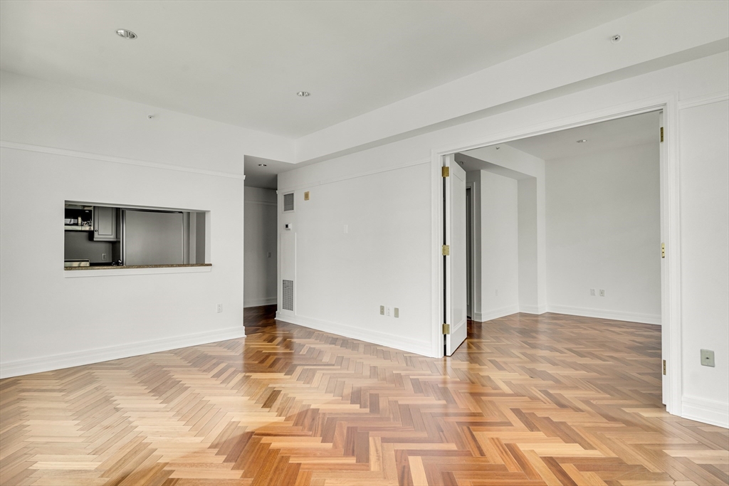 2 Avery Street, Unit 27G Boston, MA 02111 - Photo 7 of 28