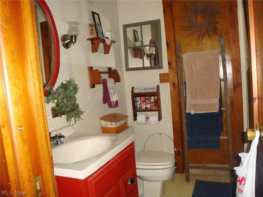 5331 Hoffman Road Rome, OH 44085 - Photo 4 of 22