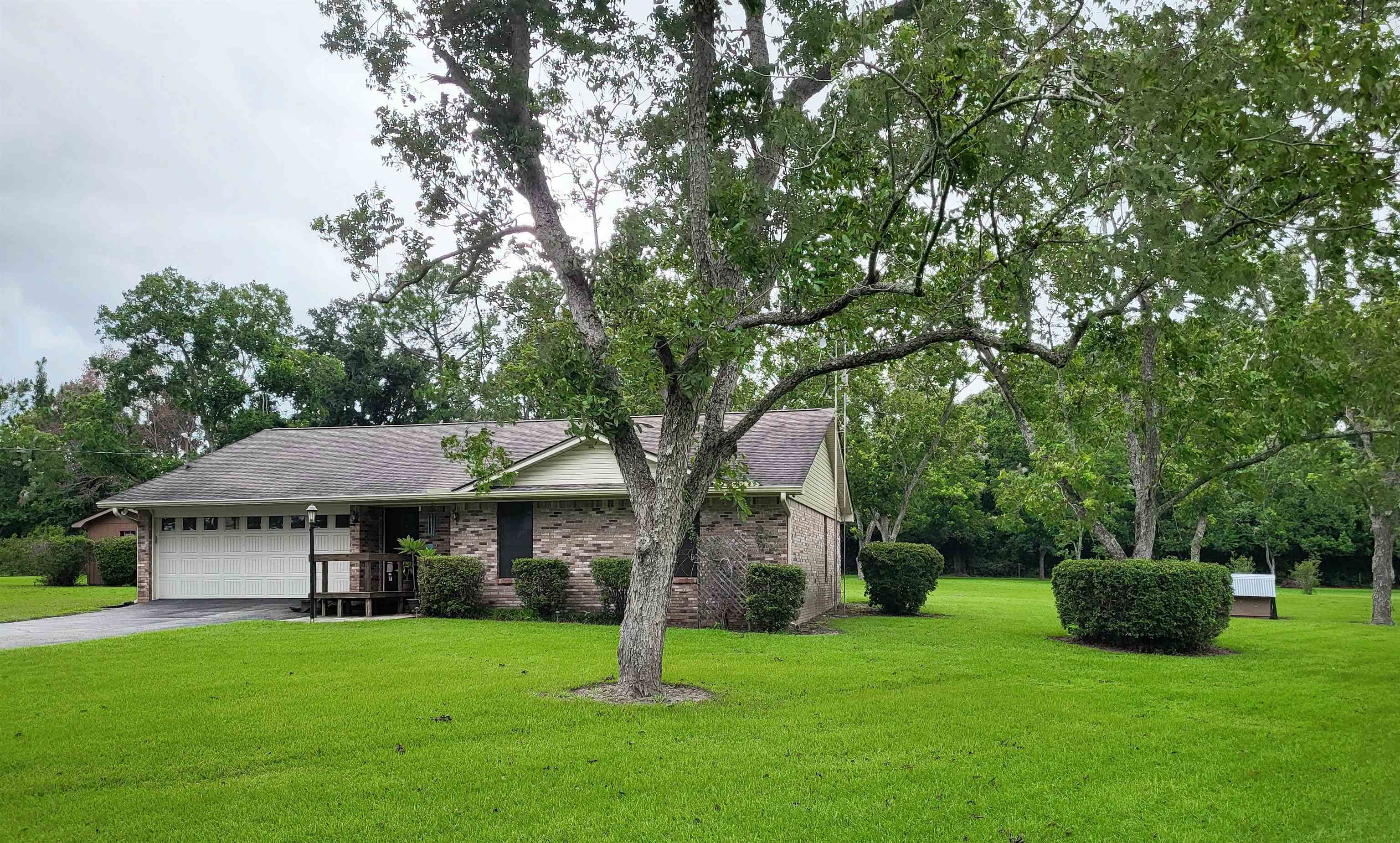 11523 Lisa Court Fairhope, AL 36532 - Photo 4 of 28