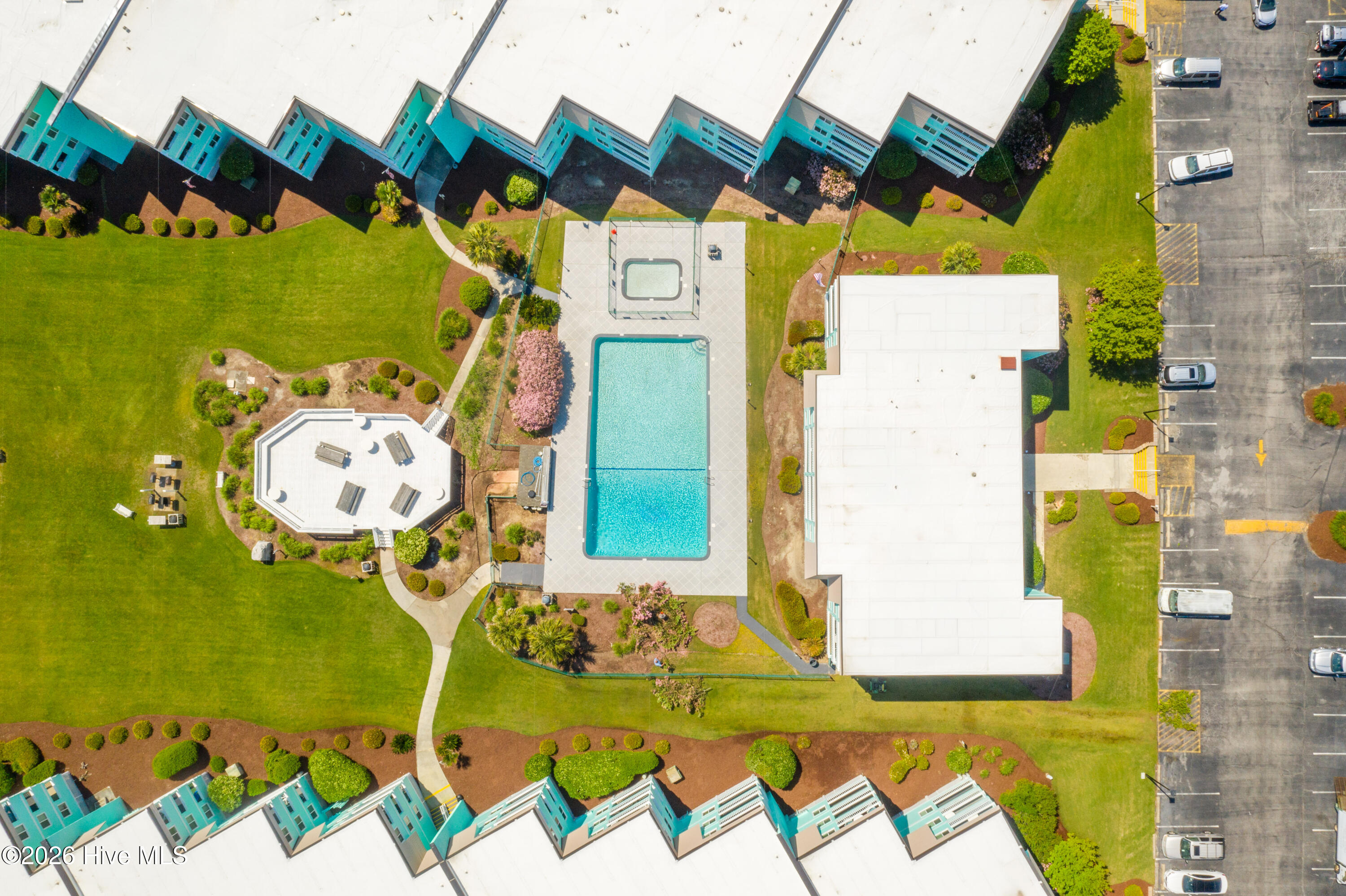 301 Commerce Way, Unit 107 Atlantic Beach, NC 28512 - Photo 5 of 35 Sea Spray Aerials Amenities23