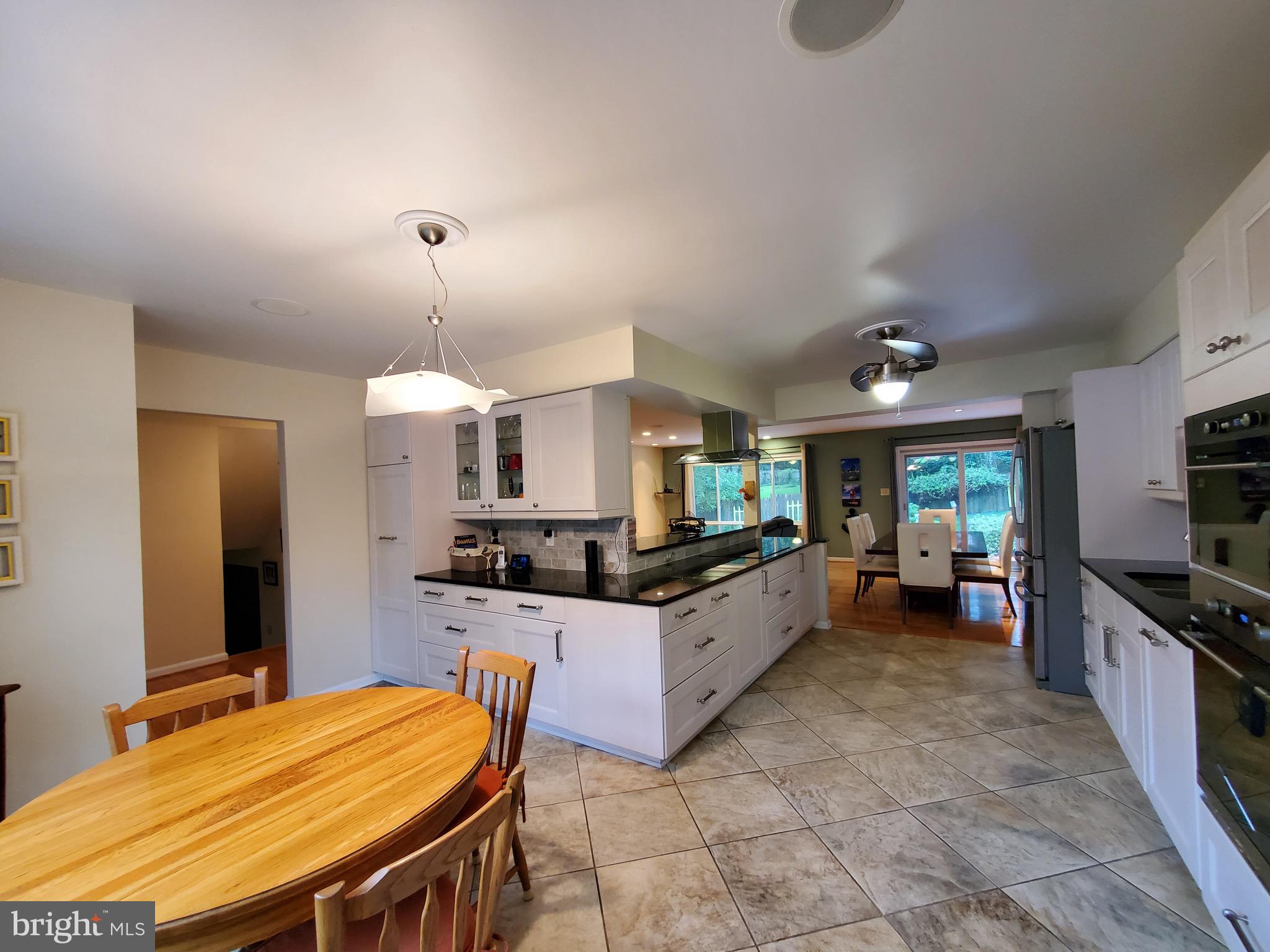 2844 Cairncross Terrace Silver Spring, MD 20906 - Photo 20 of 47 Kitchen & Breakfast area with ceramic tile floor