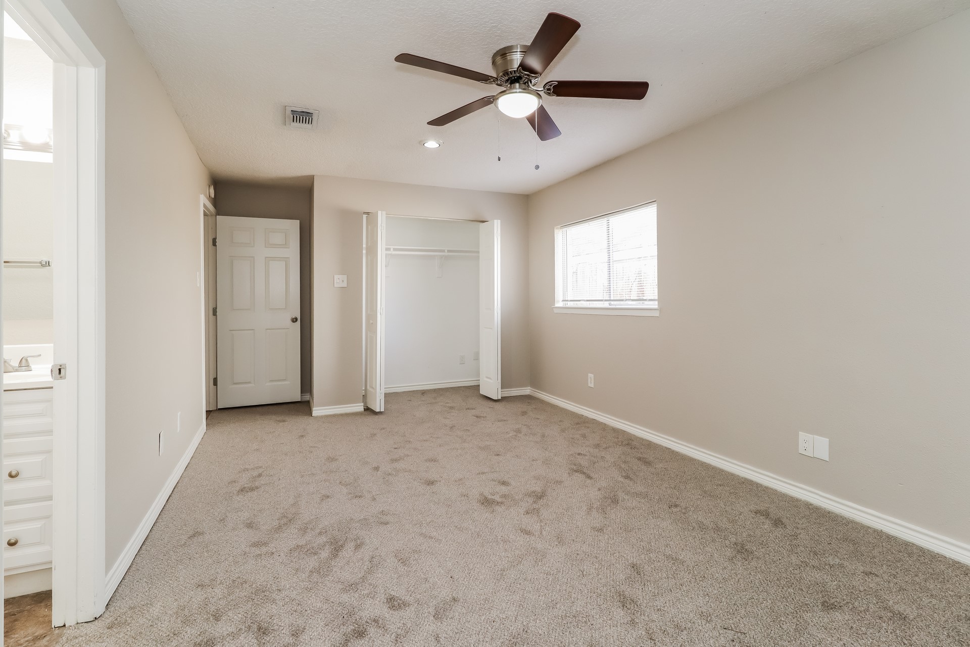 23903 Lestergate Drive Spring, TX 77373 - Photo 11 of 16 Gallery Image 11