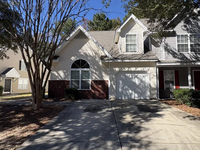 $2,350 | 212 Kelsey Boulevard, Wando, SC 29492
