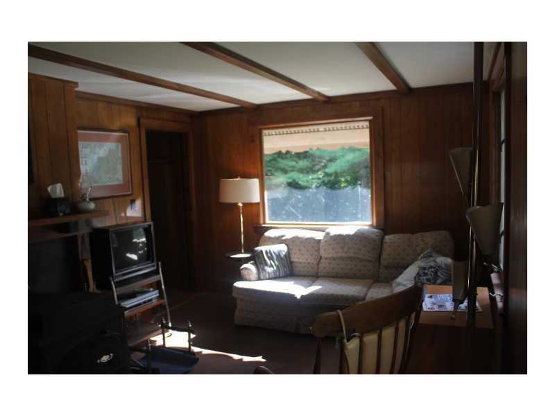 31 Viking Village Road Newry, ME 04261 - Photo 5 of 17 Living Room.