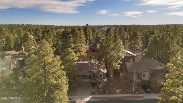 $670,000 | 425 East Woodland Drive, Flagstaff, AZ 86001