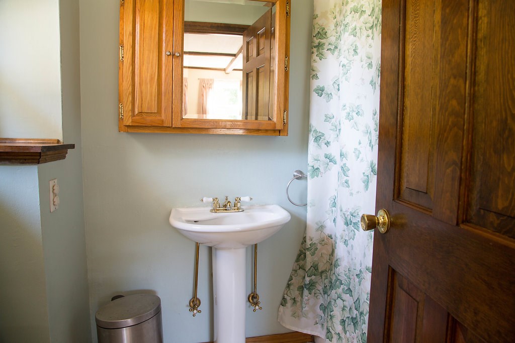 18 A Bellamy Road Dover, NH 03820 - Photo 27 of 37
