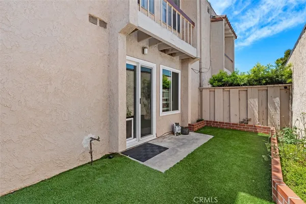 $499,999 | 700 West La Veta, Unit M3, Orange, CA 92868