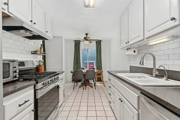 $499,999 | 700 West La Veta, Unit M3, Orange, CA 92868