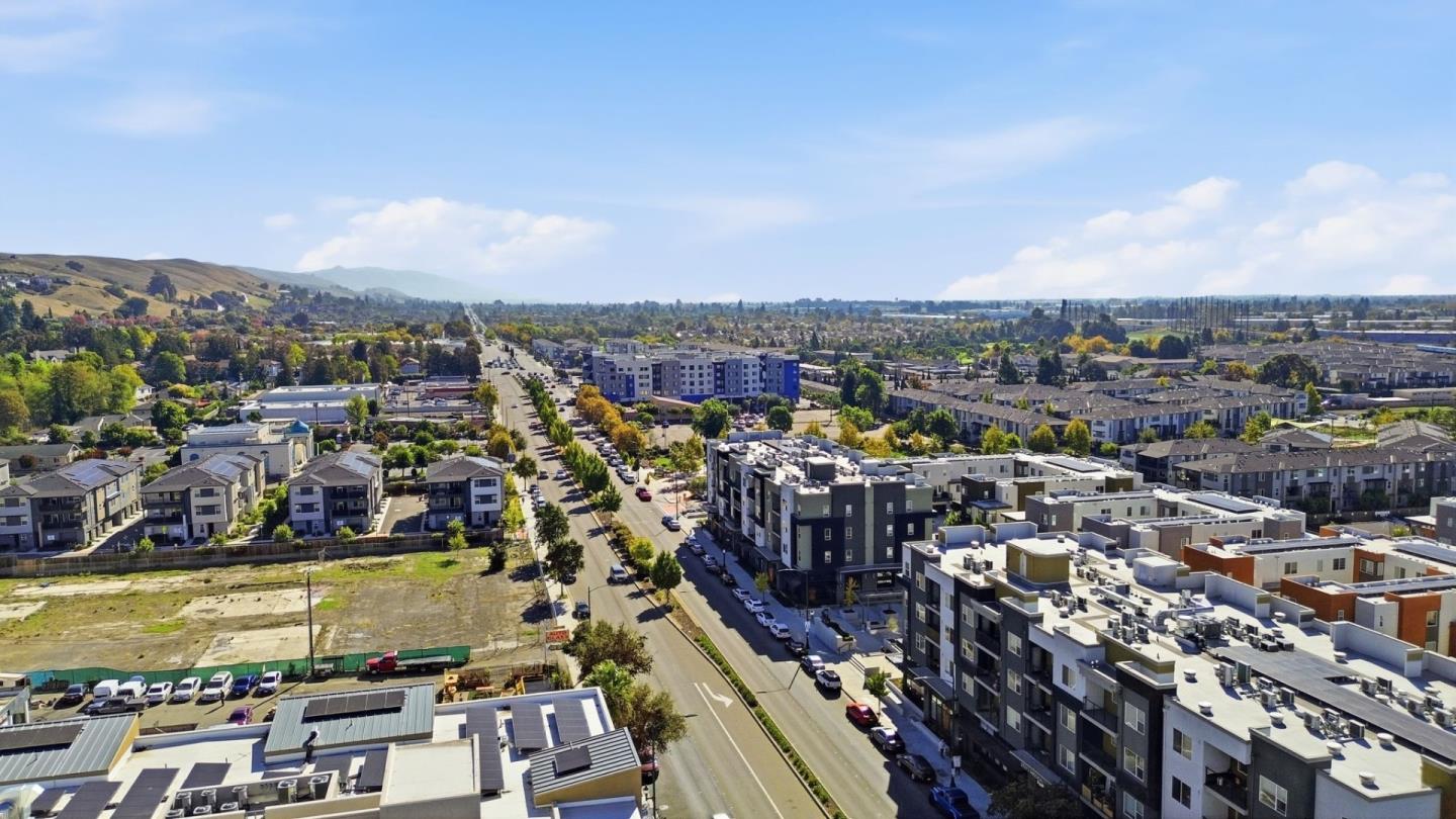 490 Trace Lane Hayward, CA 94544 - Photo 40 of 52 a view of a city