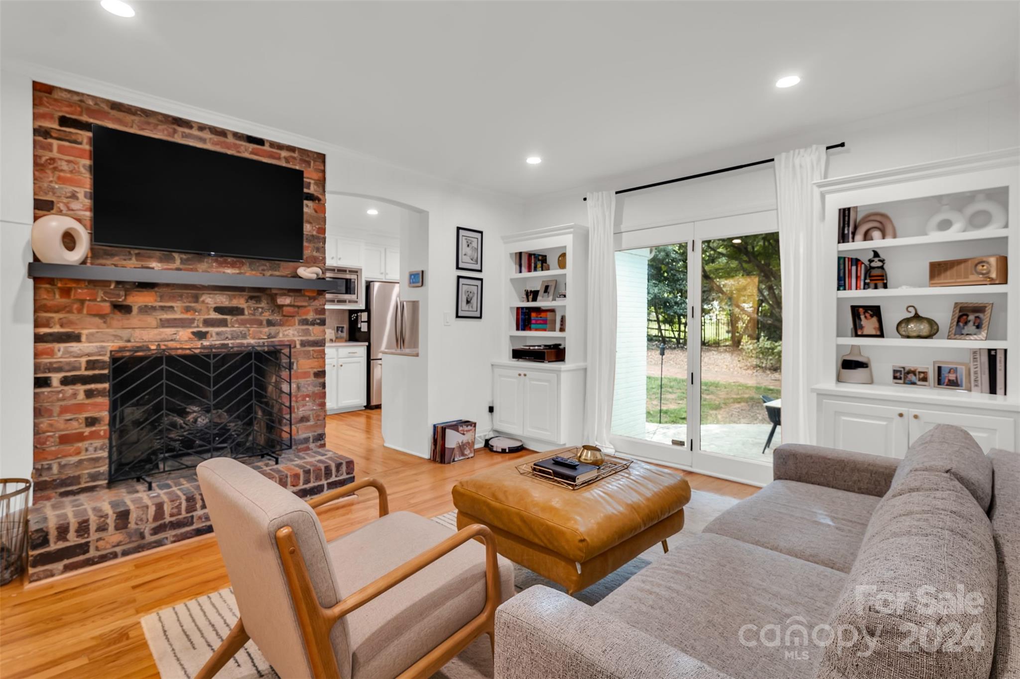 127 Renwick Road Charlotte, NC 28211 - Photo 11 of 17 Gallery Image 11