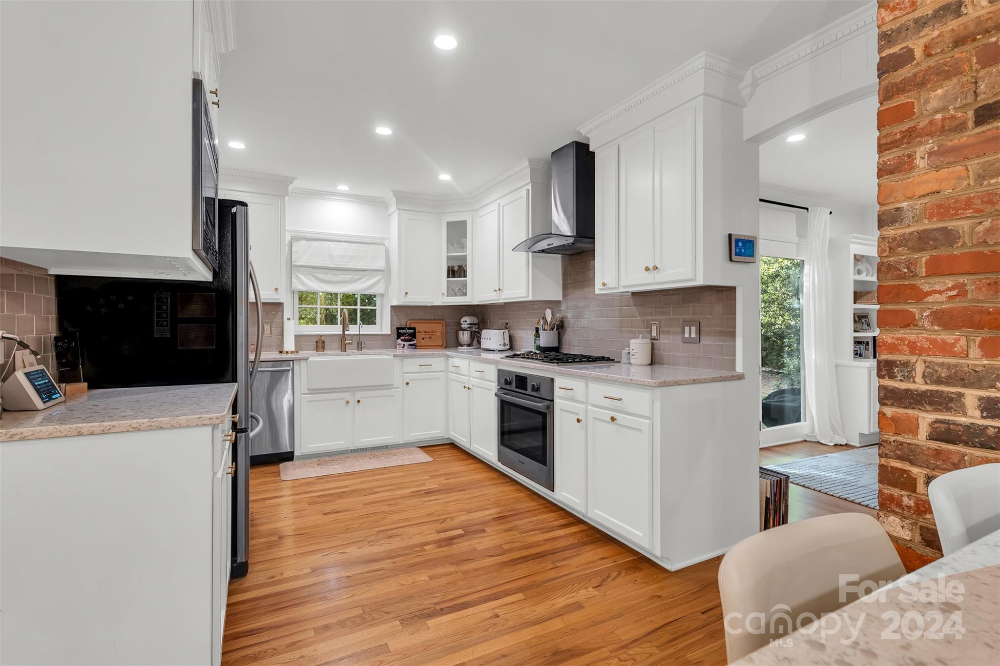 127 Renwick Road Charlotte, NC 28211 - Photo 8 of 17 Gallery Image 8